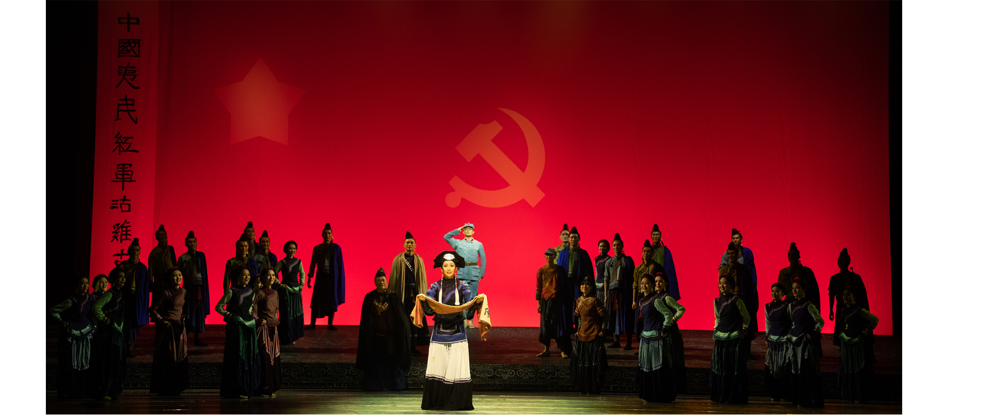 廠(chǎng)(chang)房設(shè)備搬(ban)運(yùn)(yun)清(qing)空(kong)